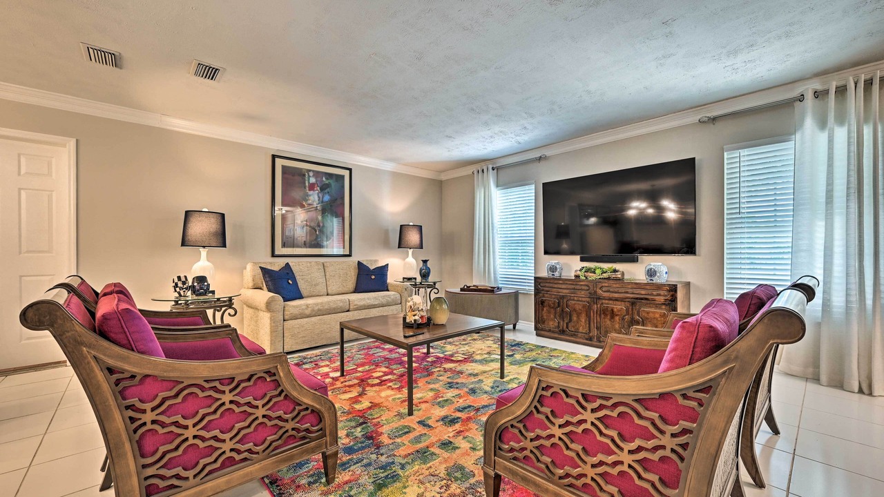 Photo of Bedroom in Bearss Plaza