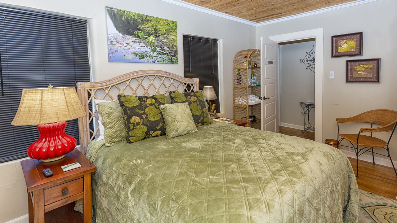 Photo of Bedroom in Bainbridge