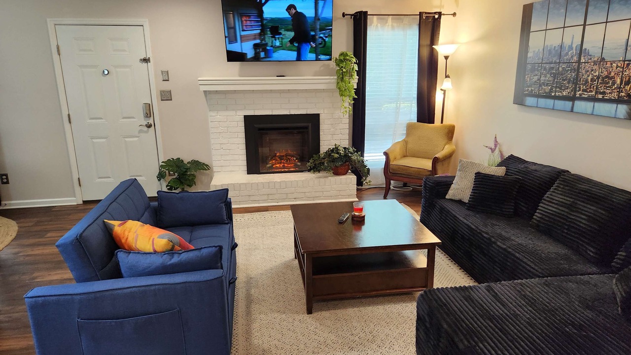 Photo of Livingroom in Tallahassee