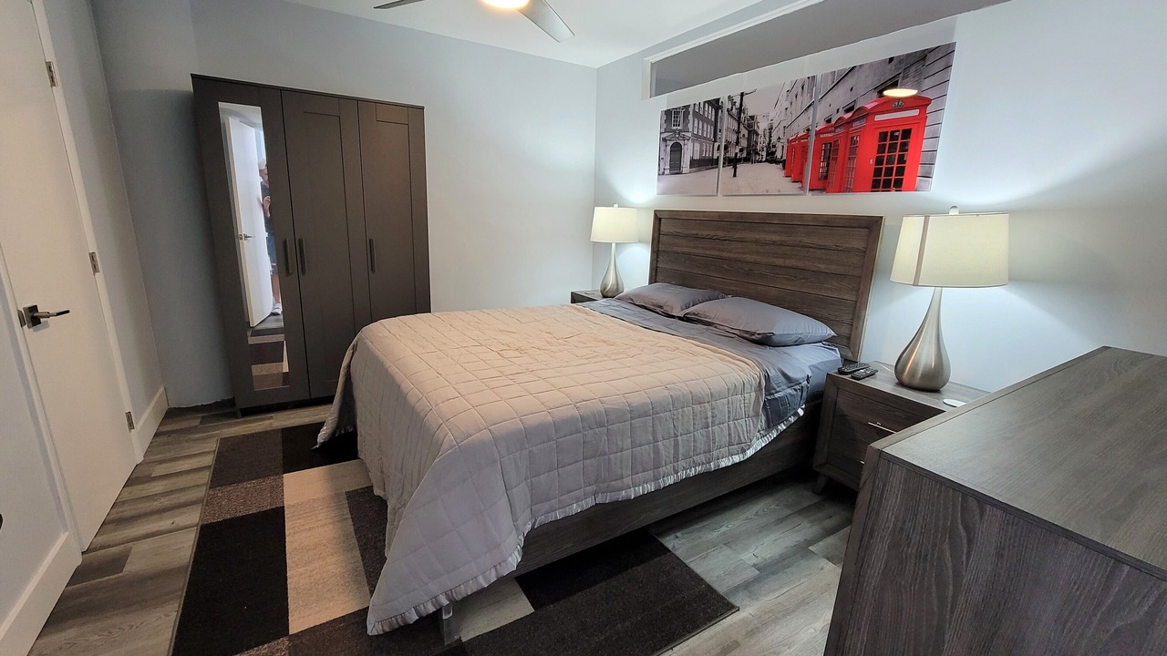 Photo of Bedroom in Hollywood South Central Beach