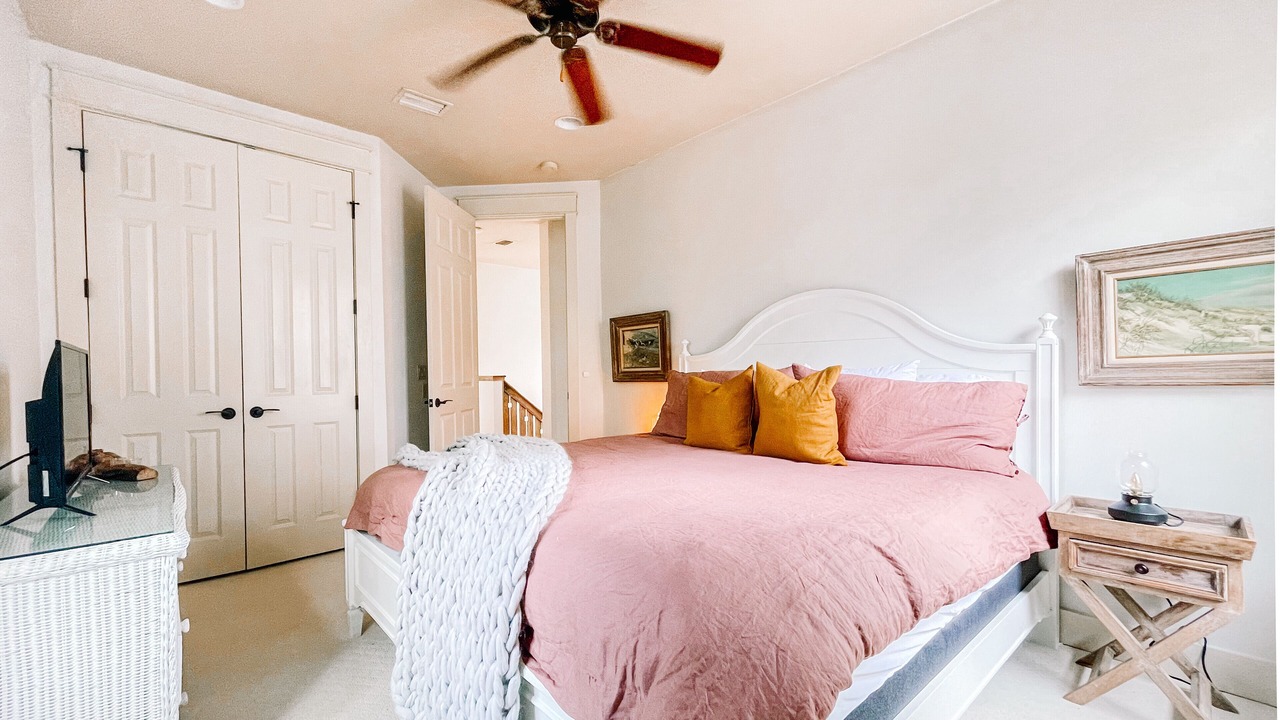 Photo of Bedroom in Grayton Cove