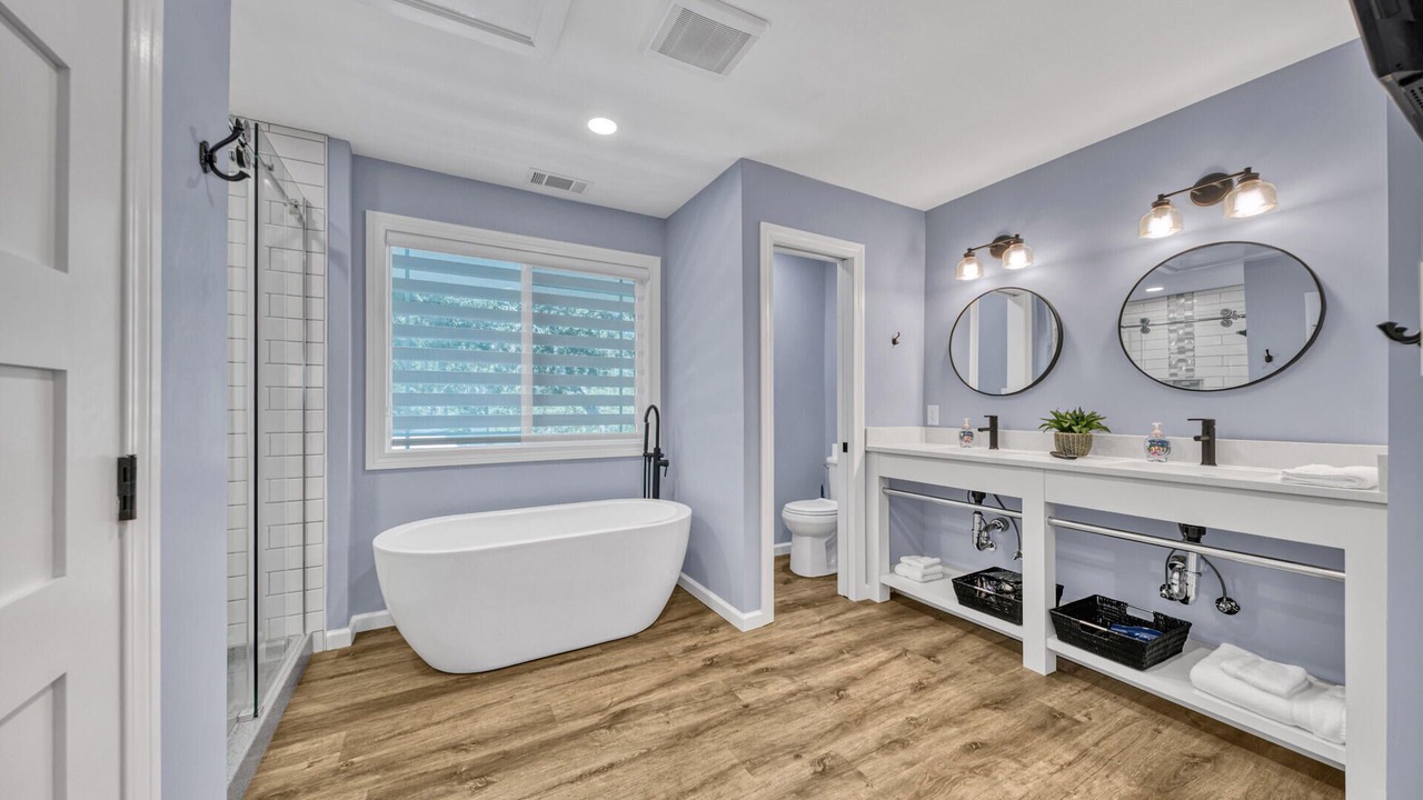 Photo of Bathroom in Gulfview Heights