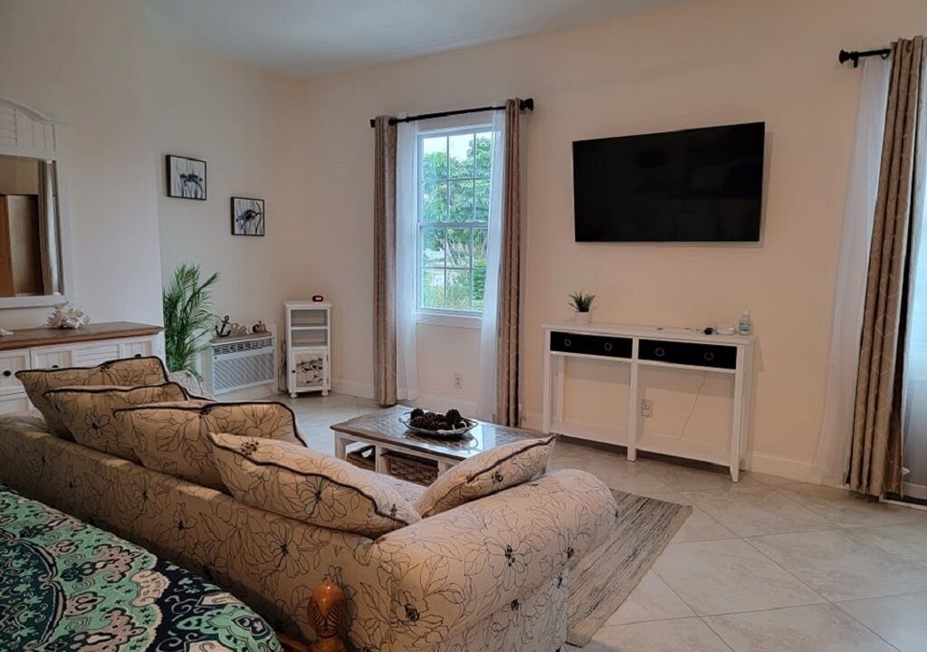 Photo of Livingroom in Bliss Estates