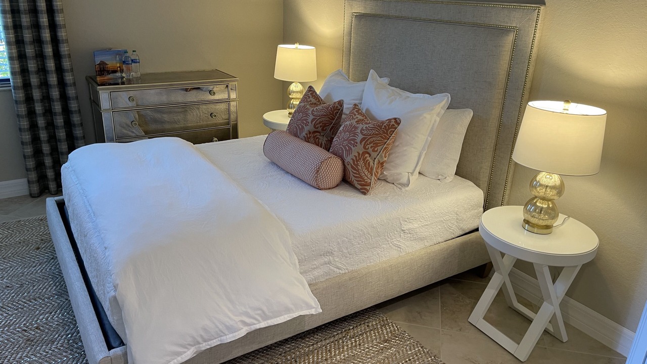 Photo of Bedroom in Naples