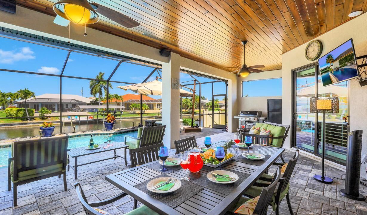 Photo of Outdoor in Pelican