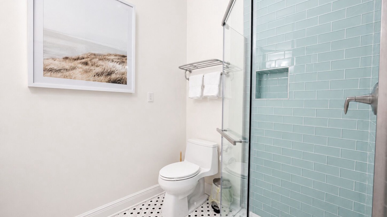 Photo of Bathroom in Dune Allen Beach