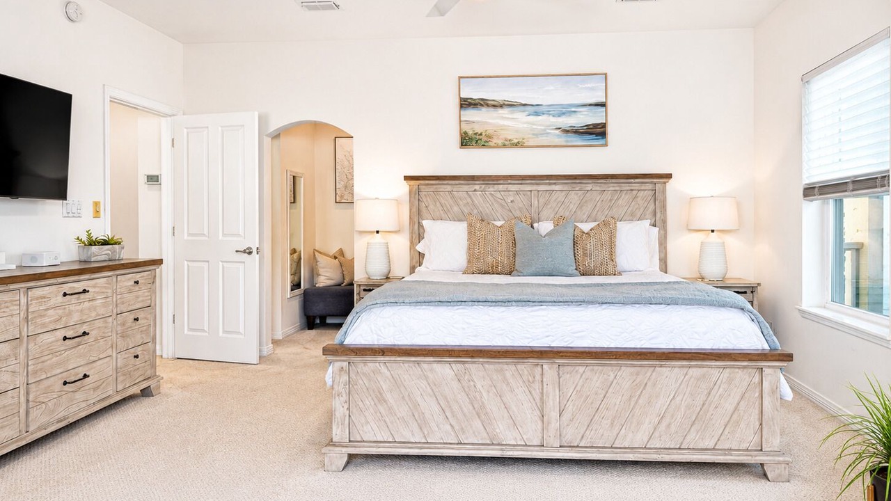 Photo of Bedroom in Dune Allen Beach