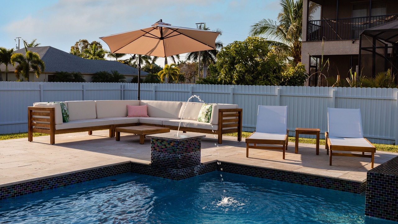 Photo of Outdoor in Pelican