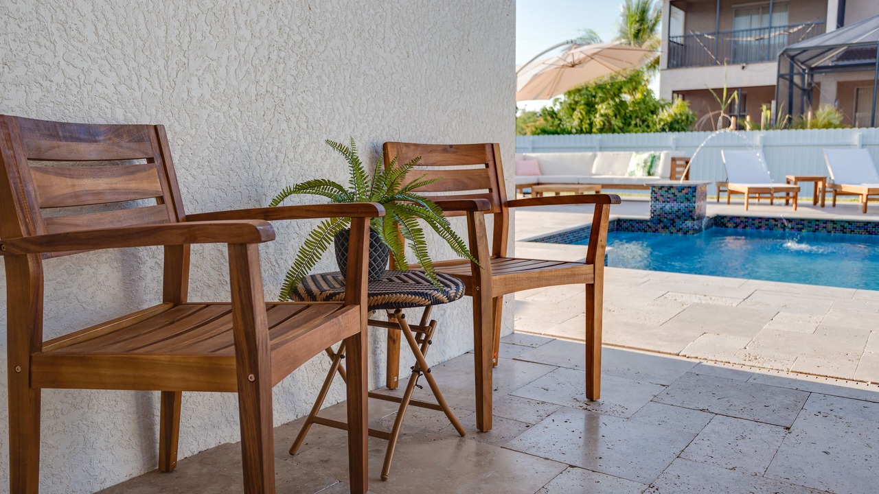 Photo of Outdoor in Pelican