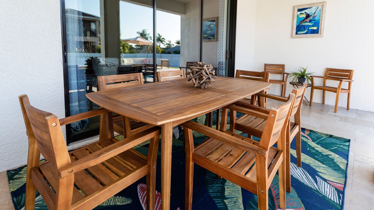 Photo of Outdoor in Pelican