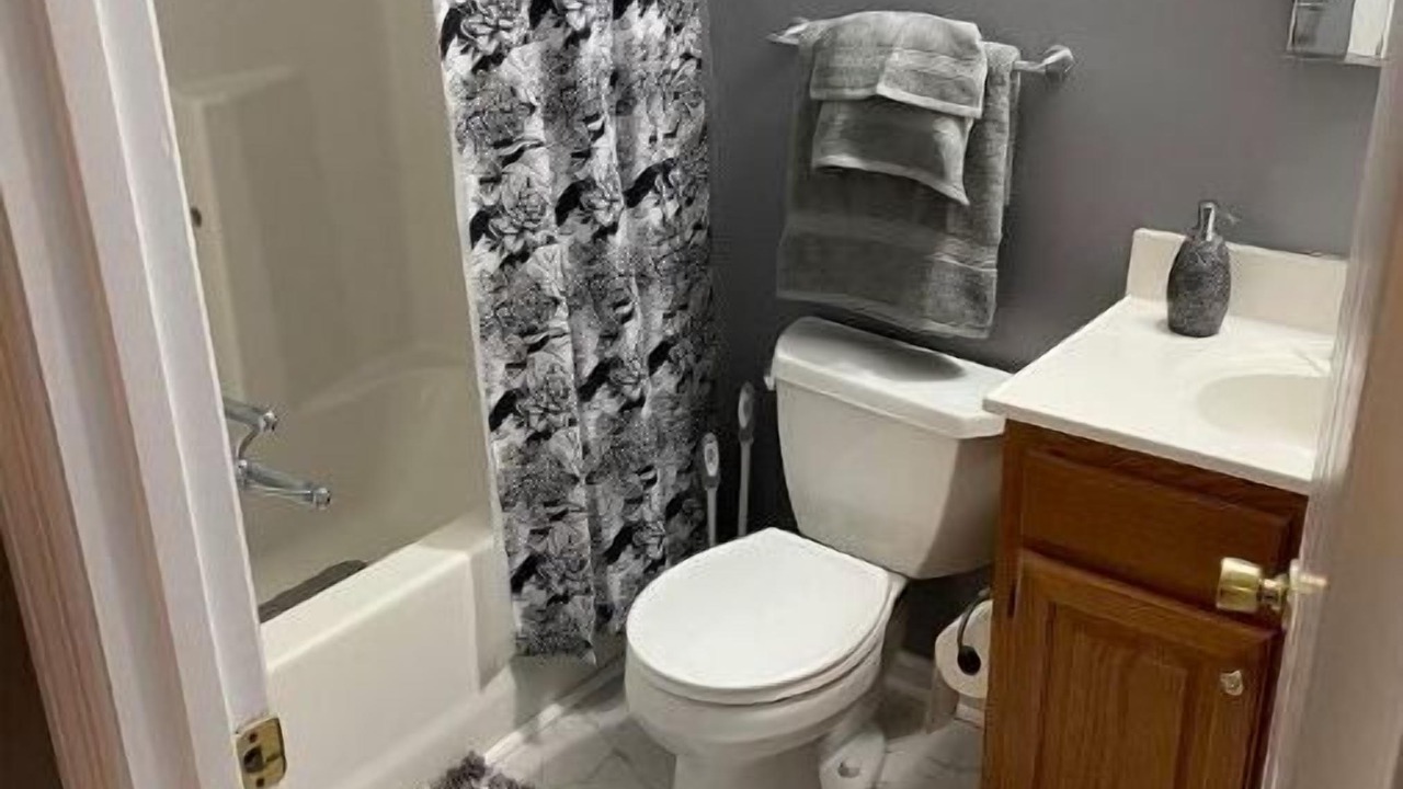 Photo of Bathroom in Albany