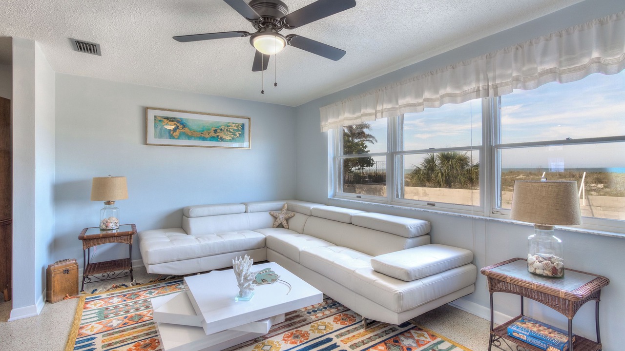 Photo of Livingroom in Bay Esplanade