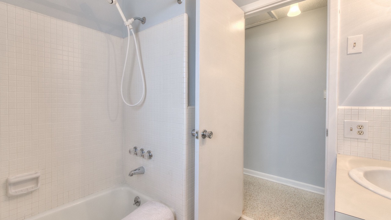 Photo of Bathroom in Bay Esplanade