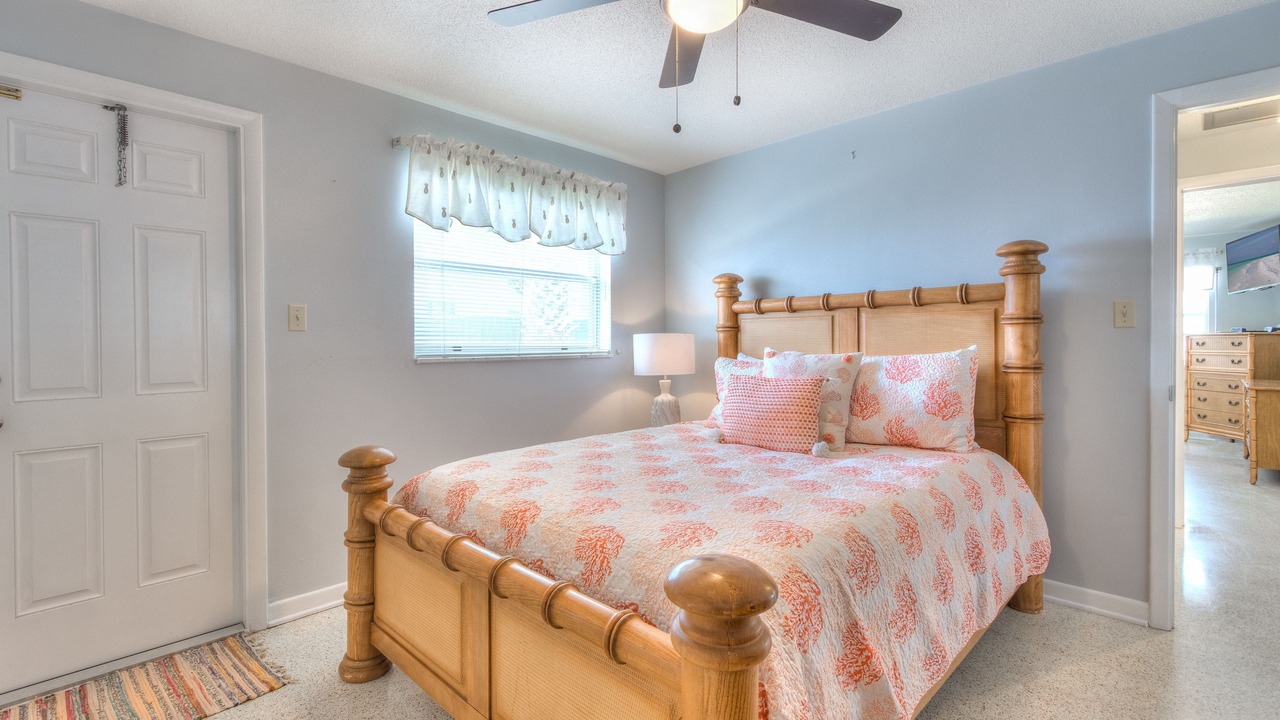 Photo of Bedroom in Bay Esplanade