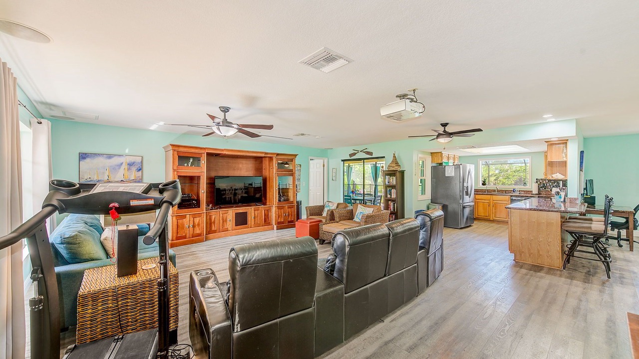 Photo of Bedroom in Apollo Beach