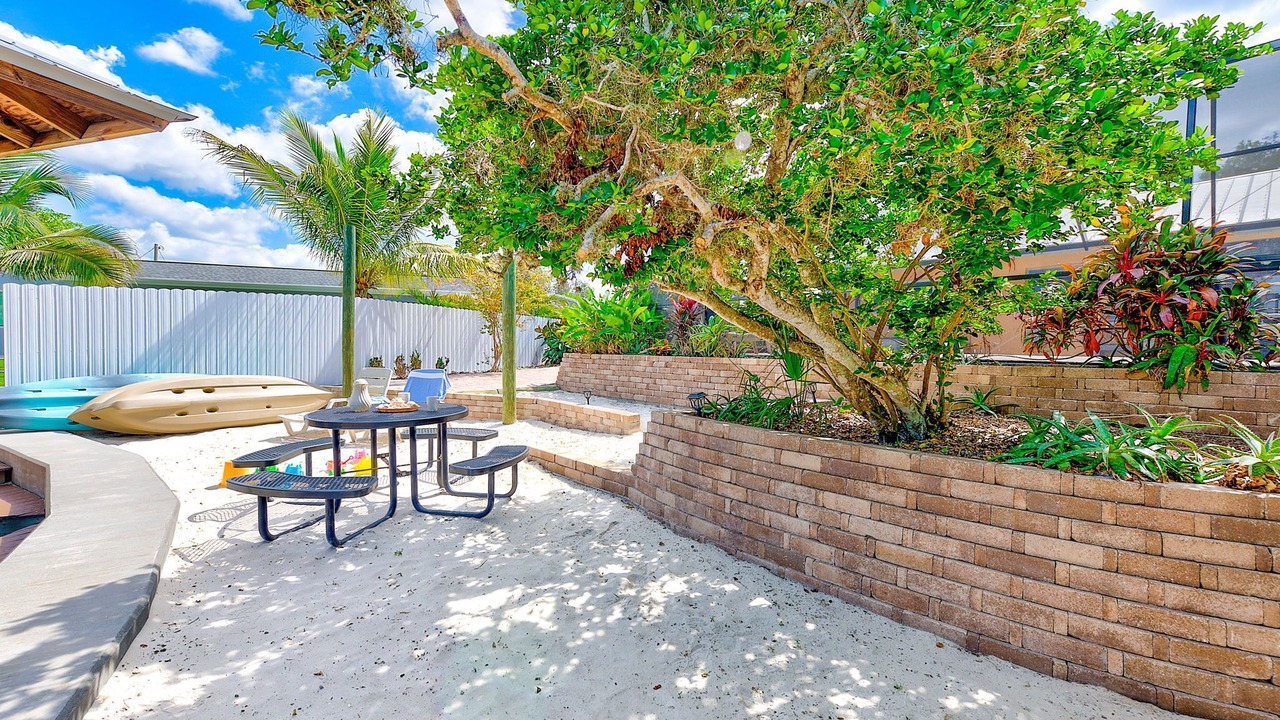 Photo of Outdoor in Apollo Beach