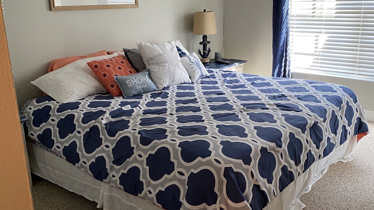 Photo of Bedroom in Point East
