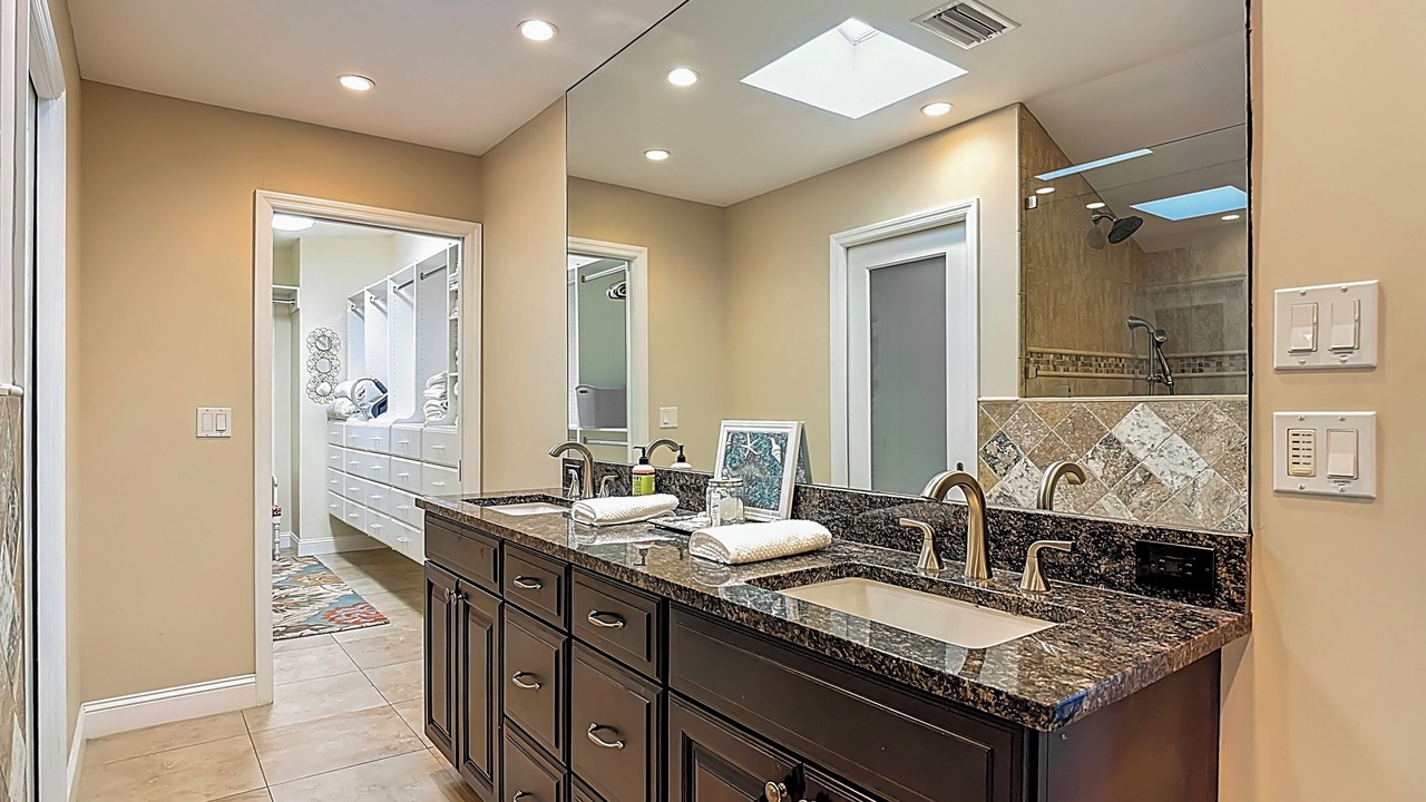 Photo of Bathroom in Palm River Estates