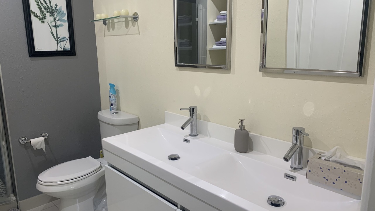 Photo of Bathroom in Trailer Estates