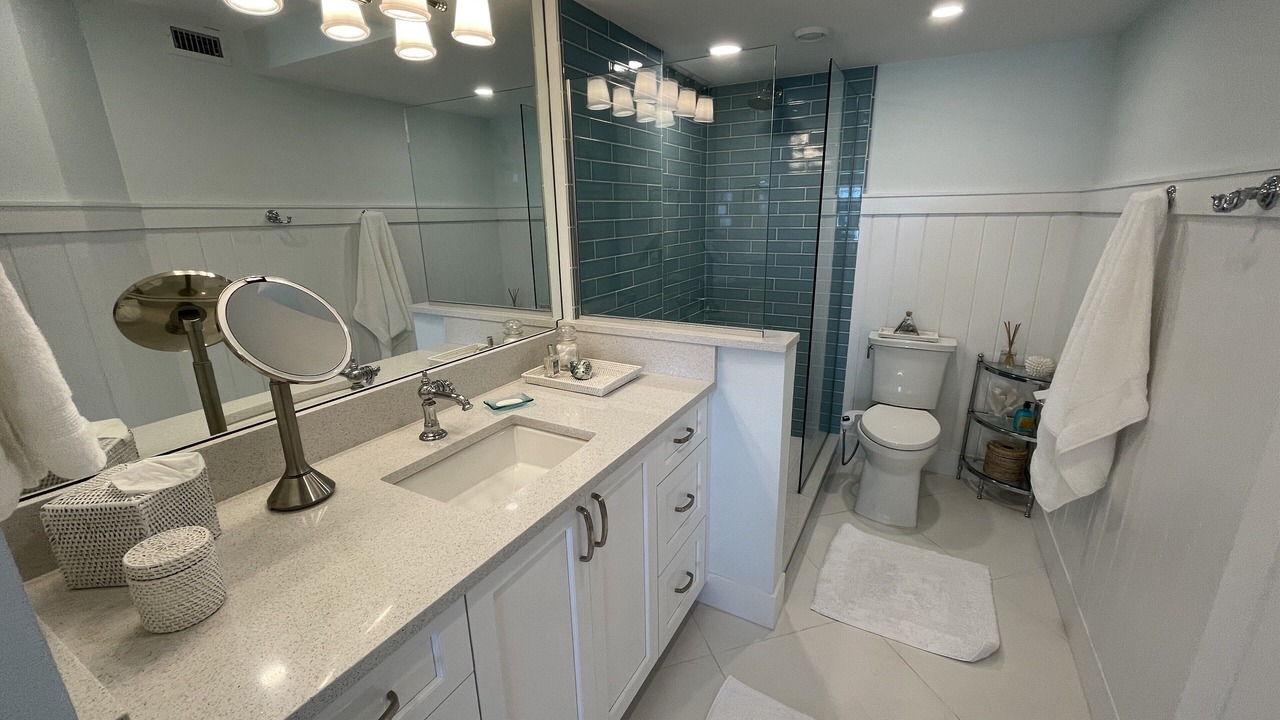 Photo of Bathroom in Longboat Key
