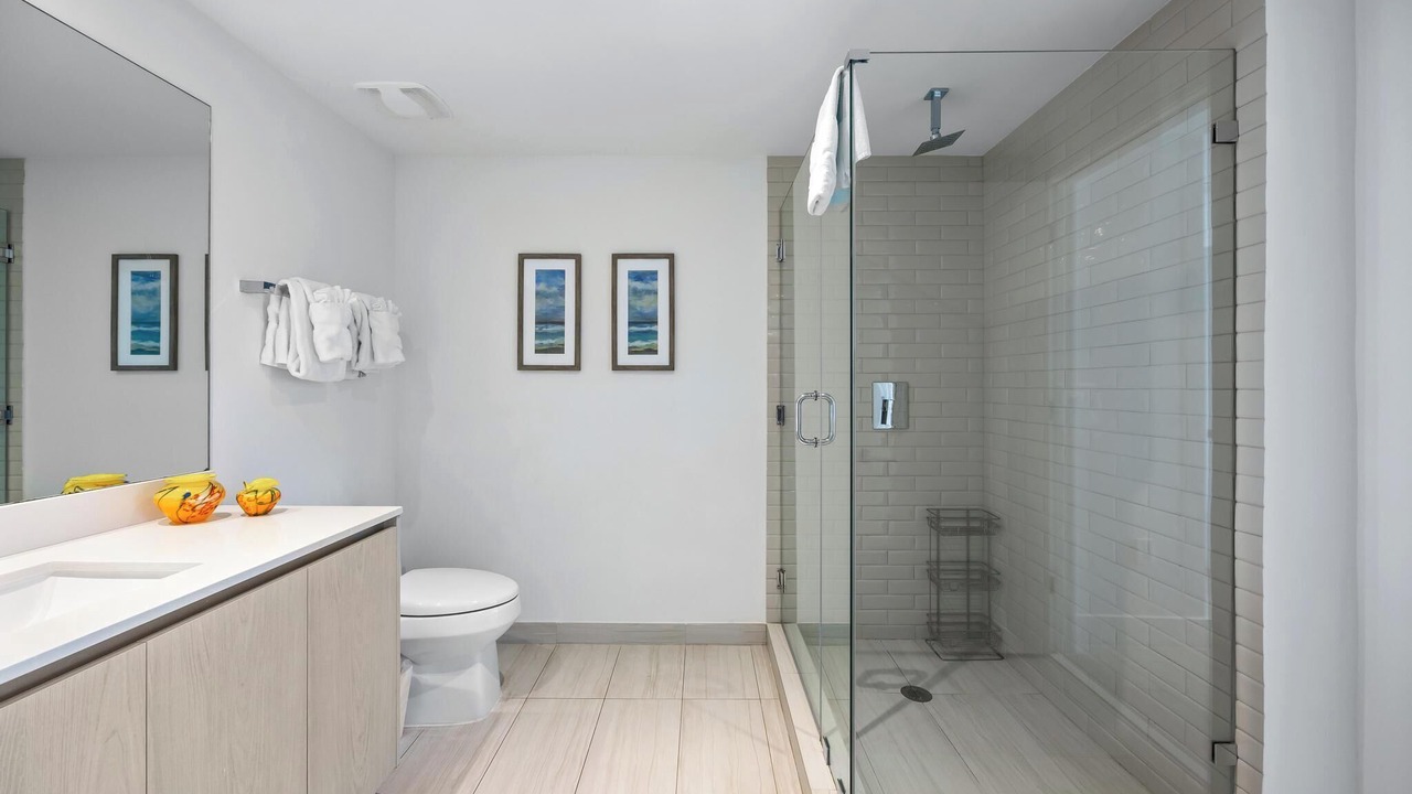 Photo of Bathroom in Hollywood South Central Beach