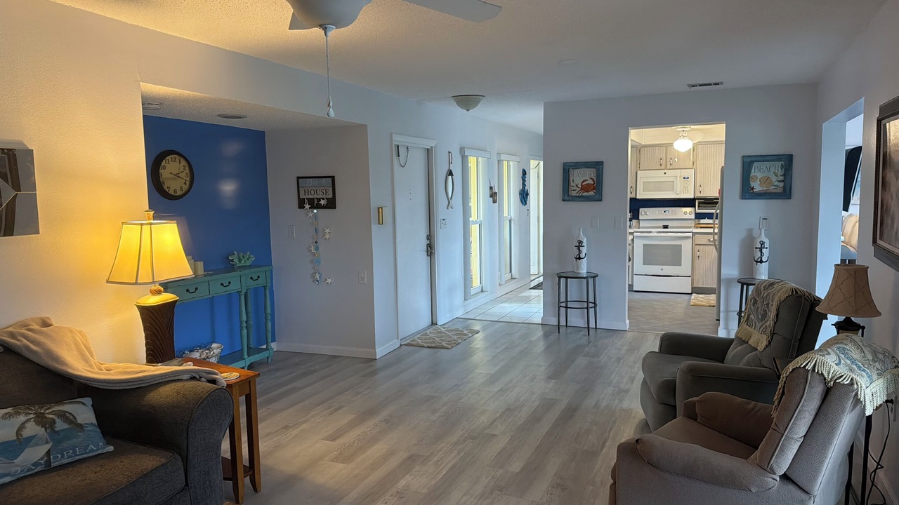 Photo of Livingroom in Venice Groves