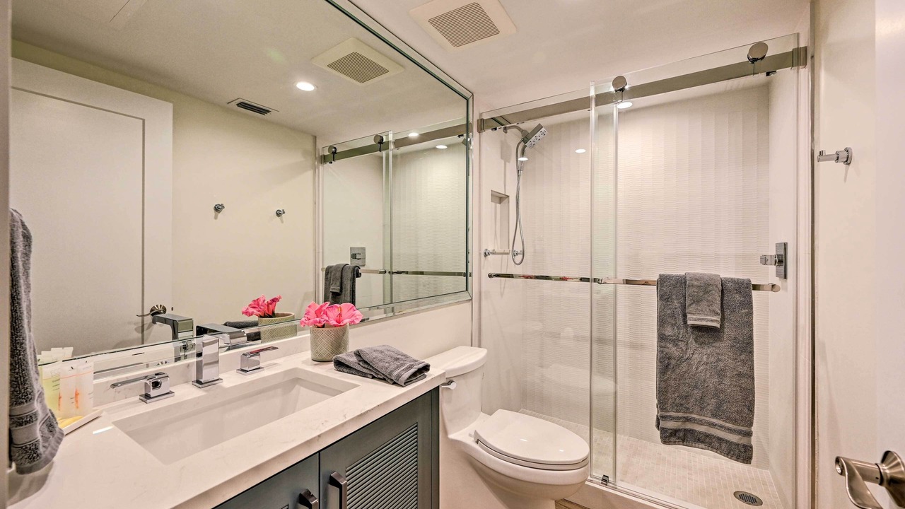 Photo of Bathroom in Old Naples