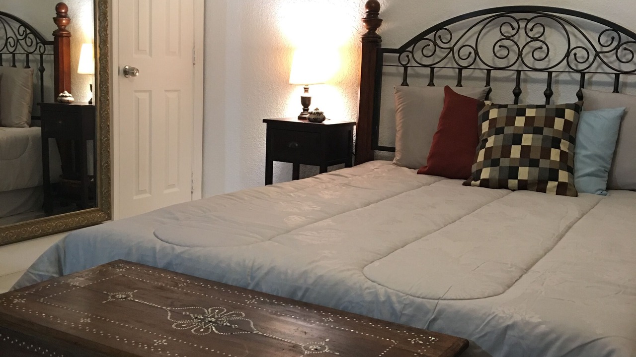 Photo of Bedroom in Coral Way