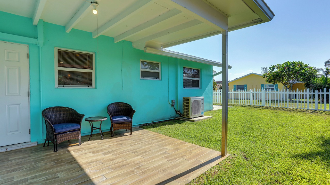 Photo of Patio Balcony in Juno Ridge