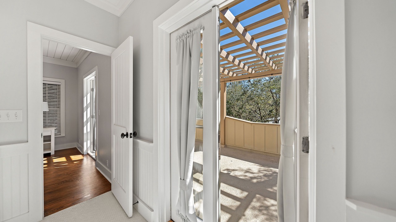 Photo of Patio Balcony in Seacrest