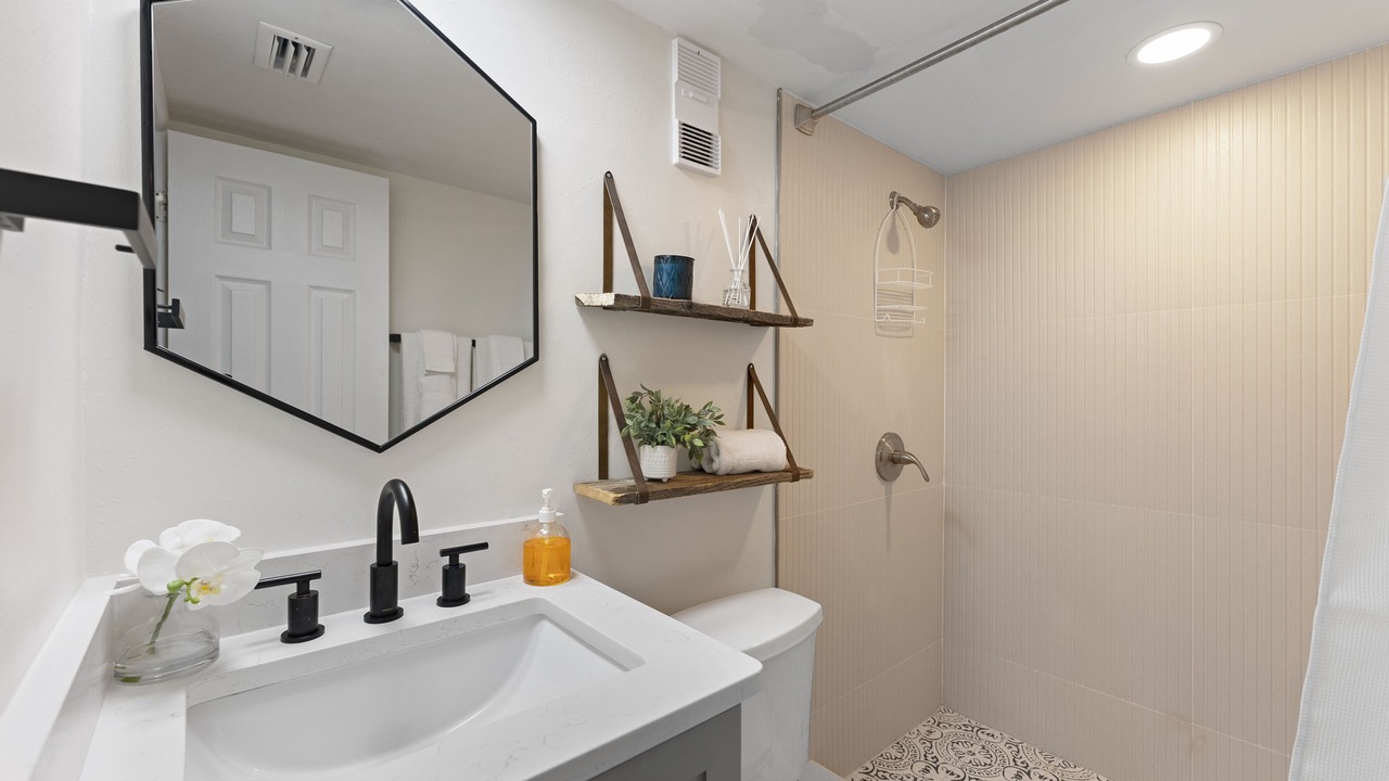 Photo of Bathroom in Satellite Beach