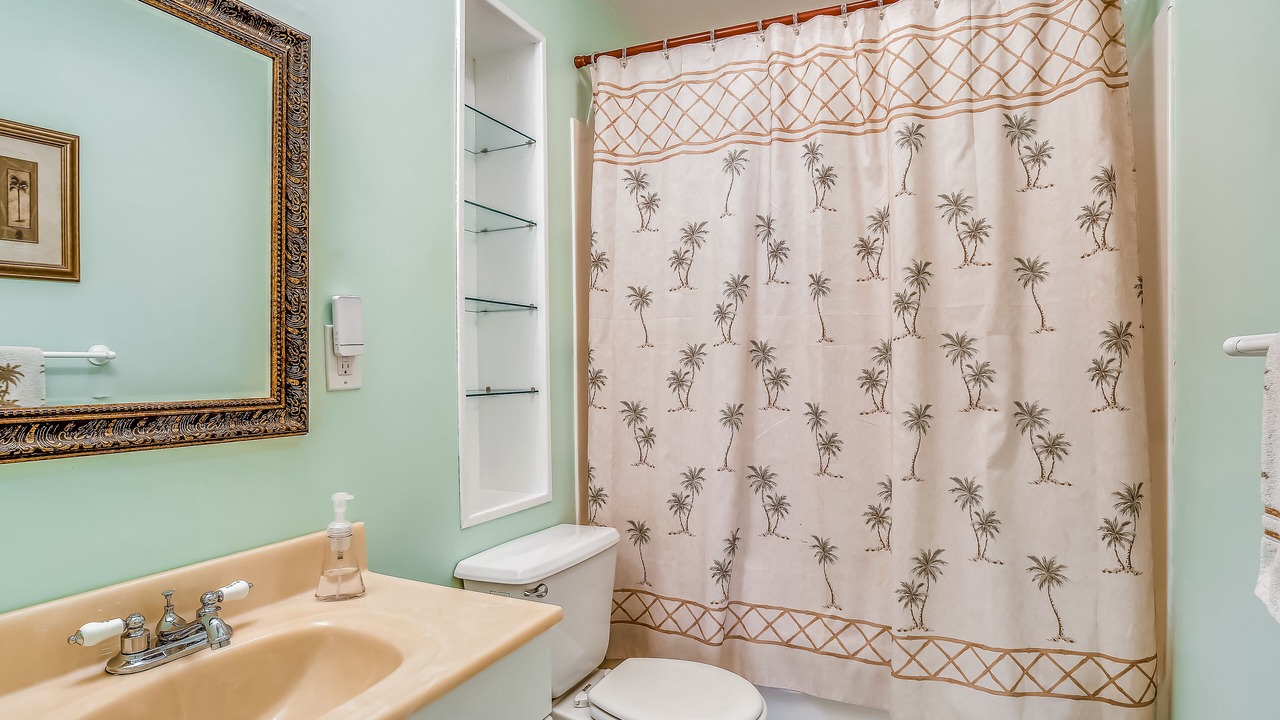 Photo of Bathroom in Big Coppitt Key