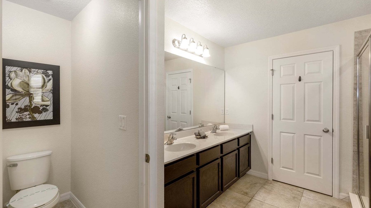 Photo of Bathroom in Veranda Palms
