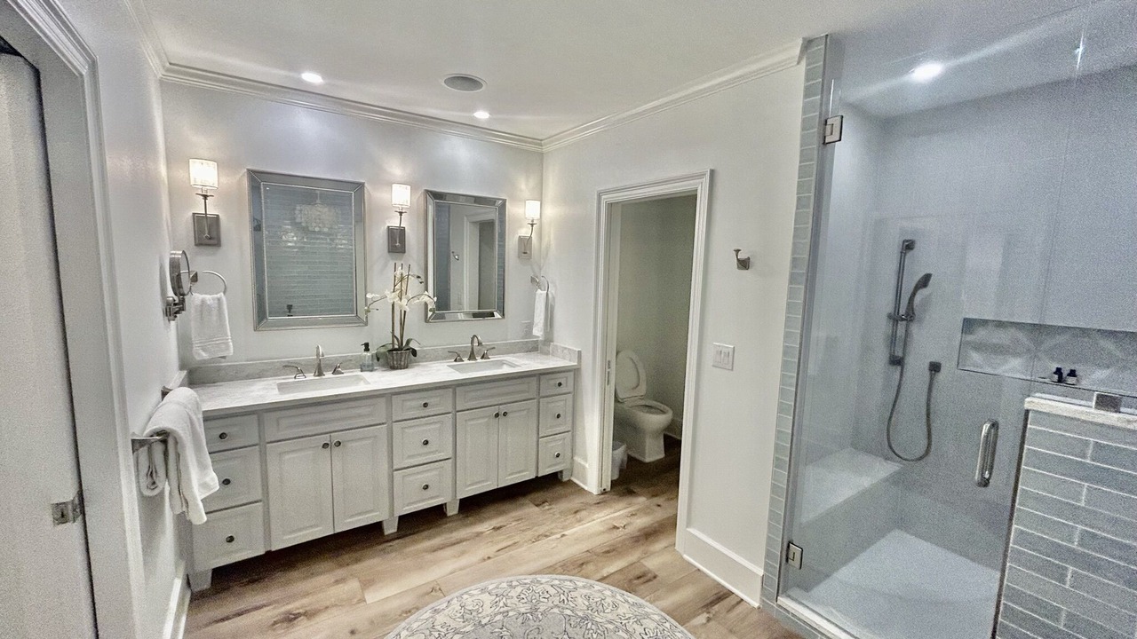Photo of Bathroom in Santa Rosa Beach