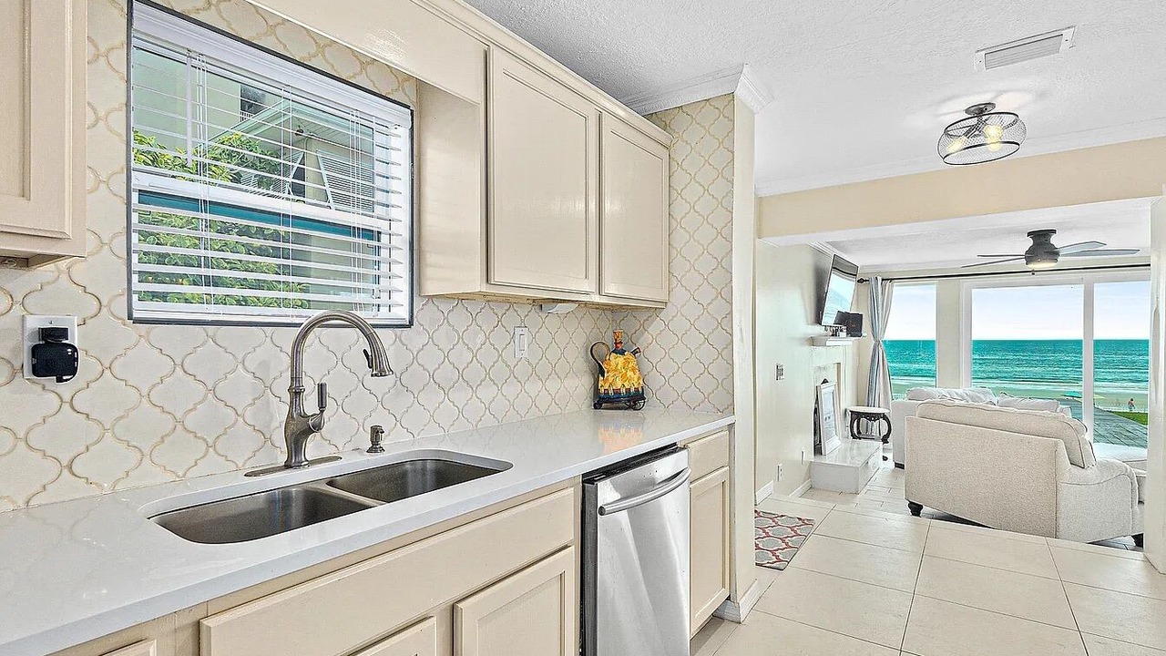 Photo of Kitchen in Daytona Beach Shores