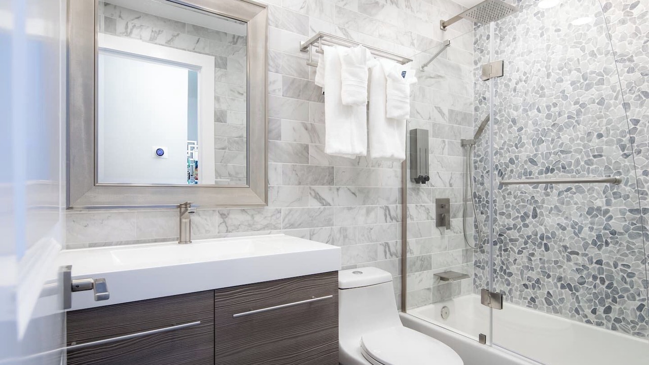 Photo of Bathroom in Central Naples