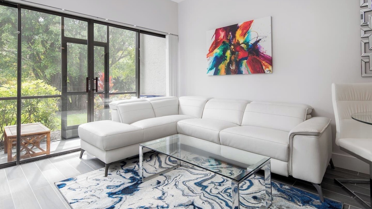 Photo of Livingroom in Central Naples
