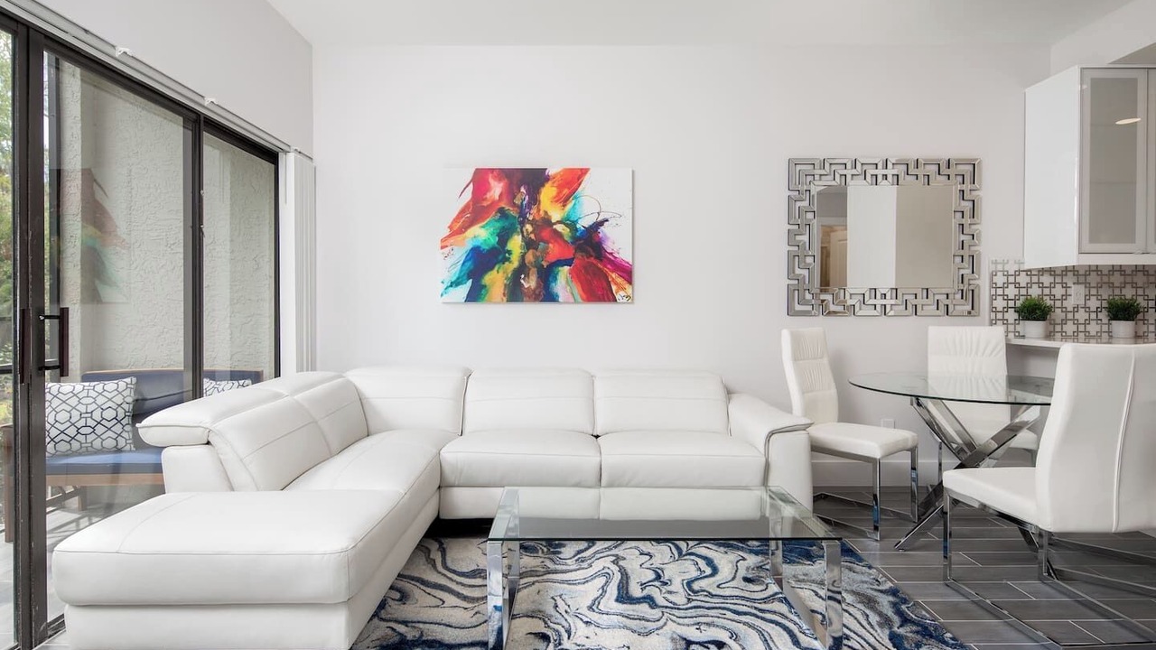 Photo of Livingroom in Central Naples