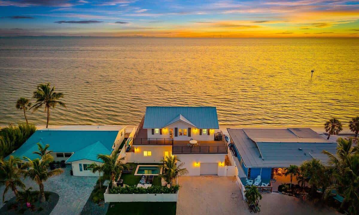 Photo of Others in Anna Maria