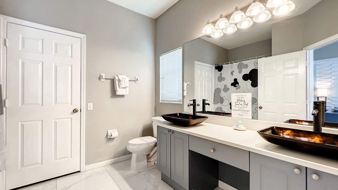 Photo of Bathroom in Windsor Palms