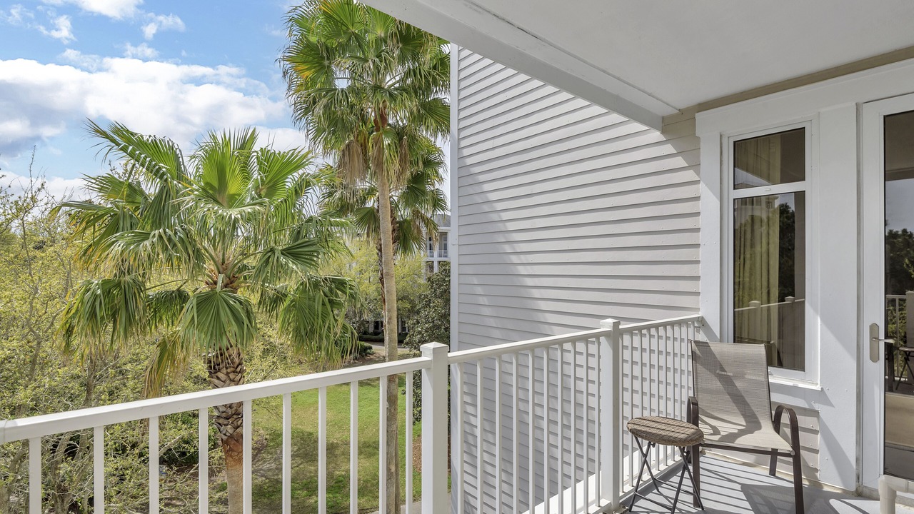 Photo of Patio Balcony in Baytowne Wharf
