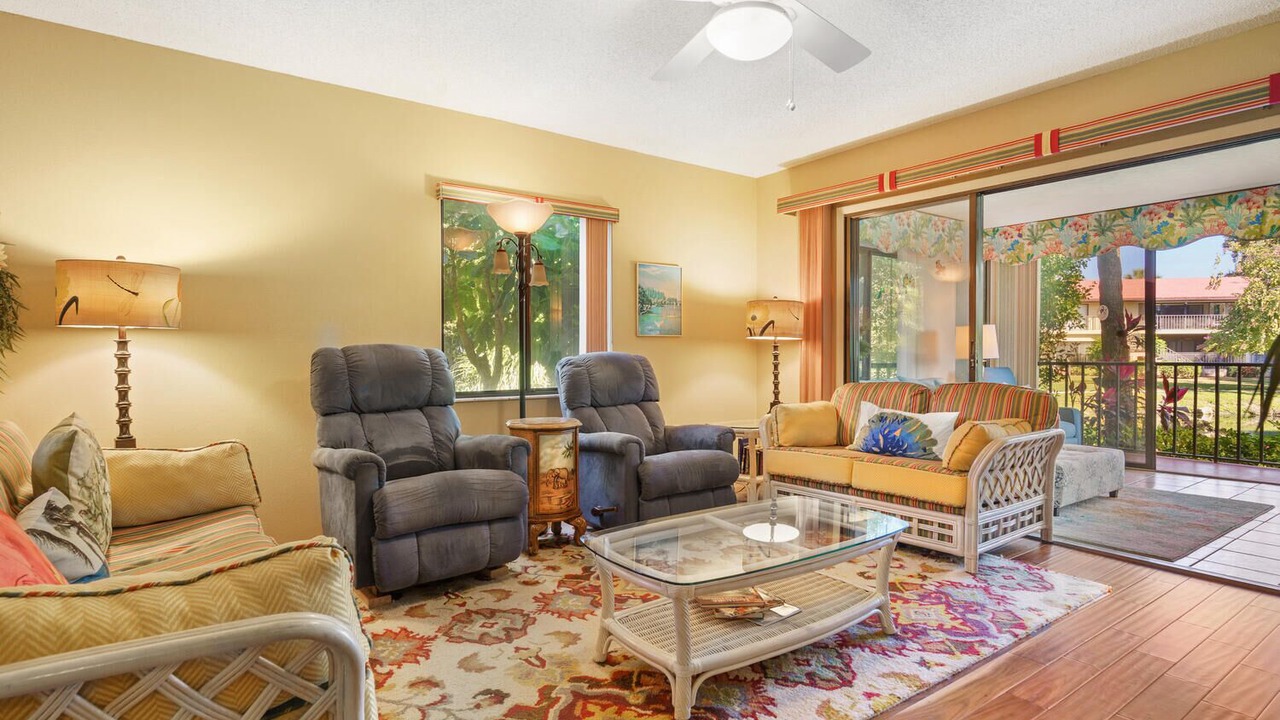 Photo of Livingroom in Trailer Estates