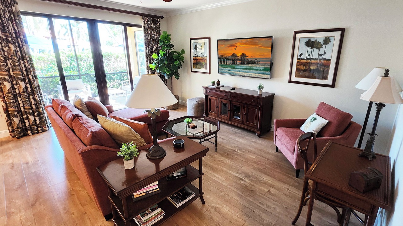Photo of Bedroom in Royal Harbor