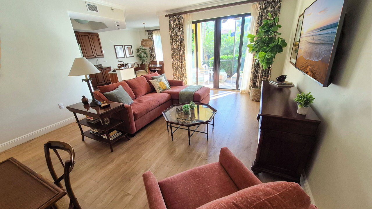 Photo of Bedroom in Royal Harbor
