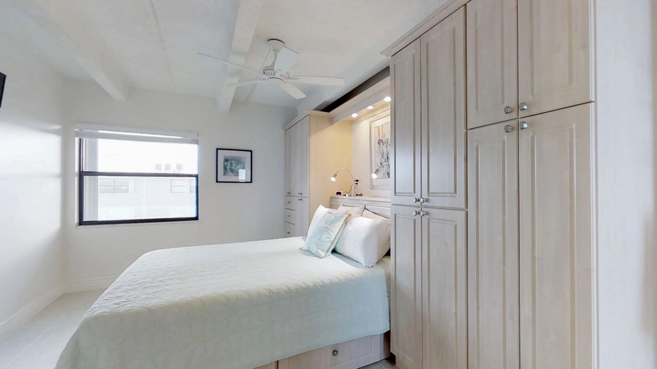 Photo of Bedroom in Central Beach
