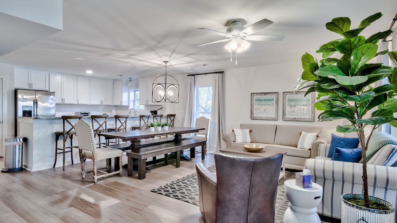Photo of Bedroom in Seacrest