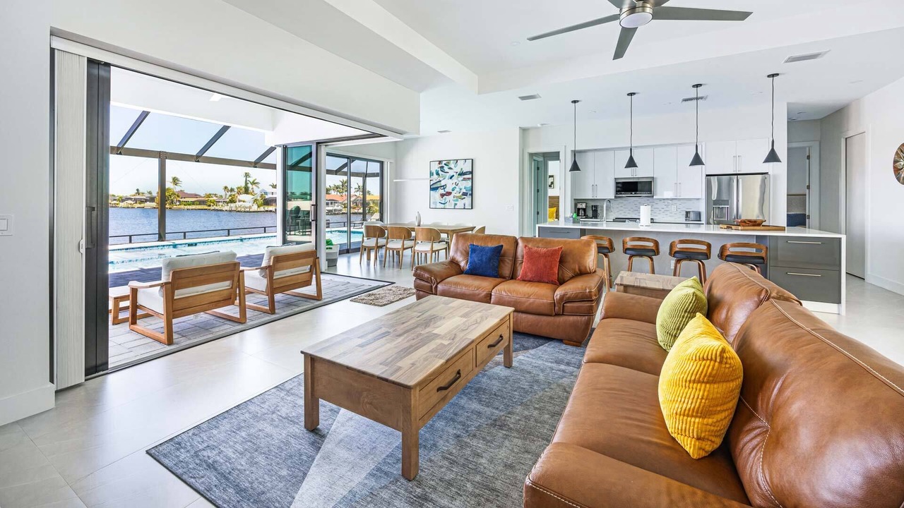 Photo of Livingroom in Eight Lakes