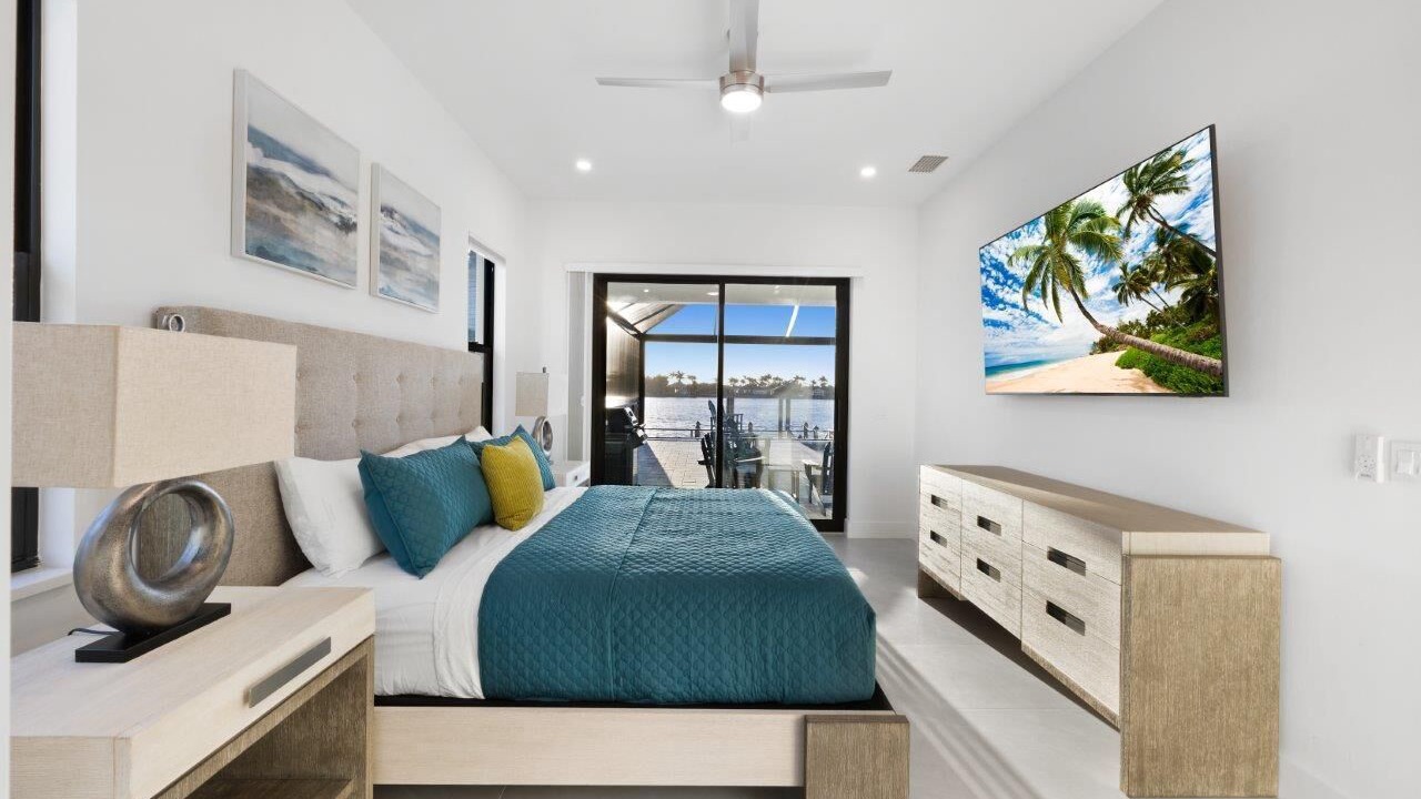 Photo of Bedroom in Eight Lakes