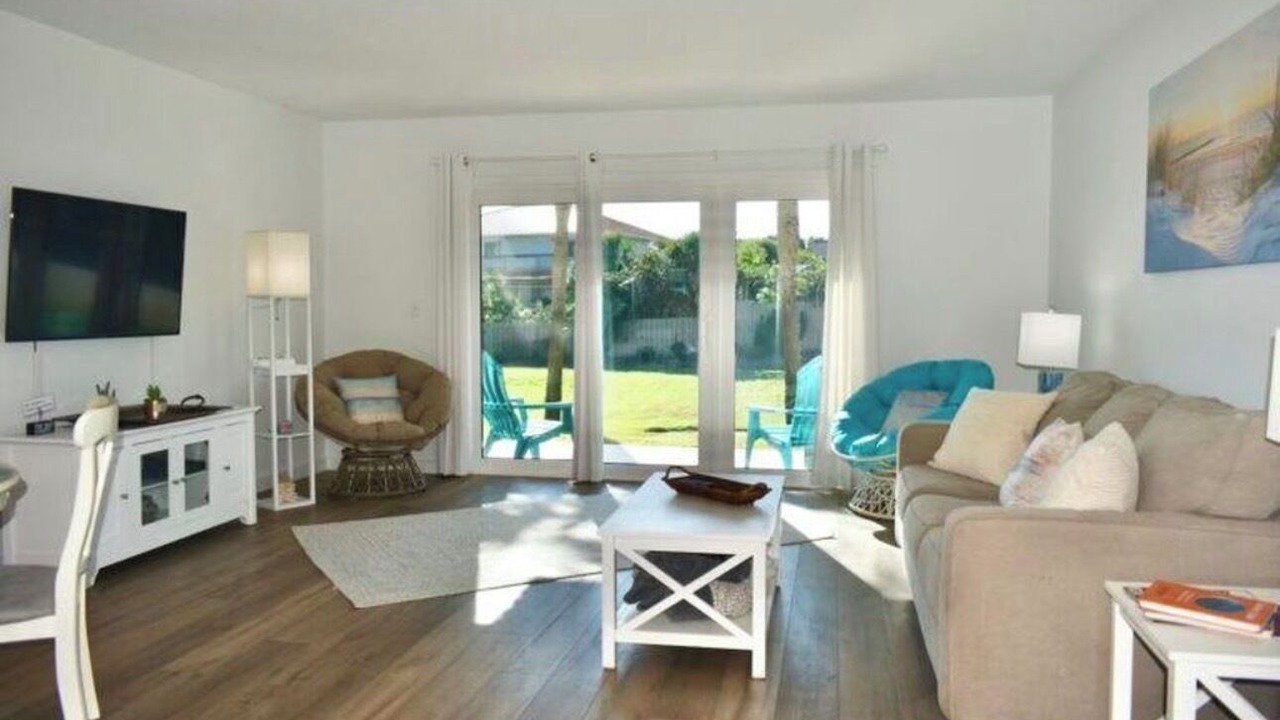 Photo of Livingroom in Ponce Inlet