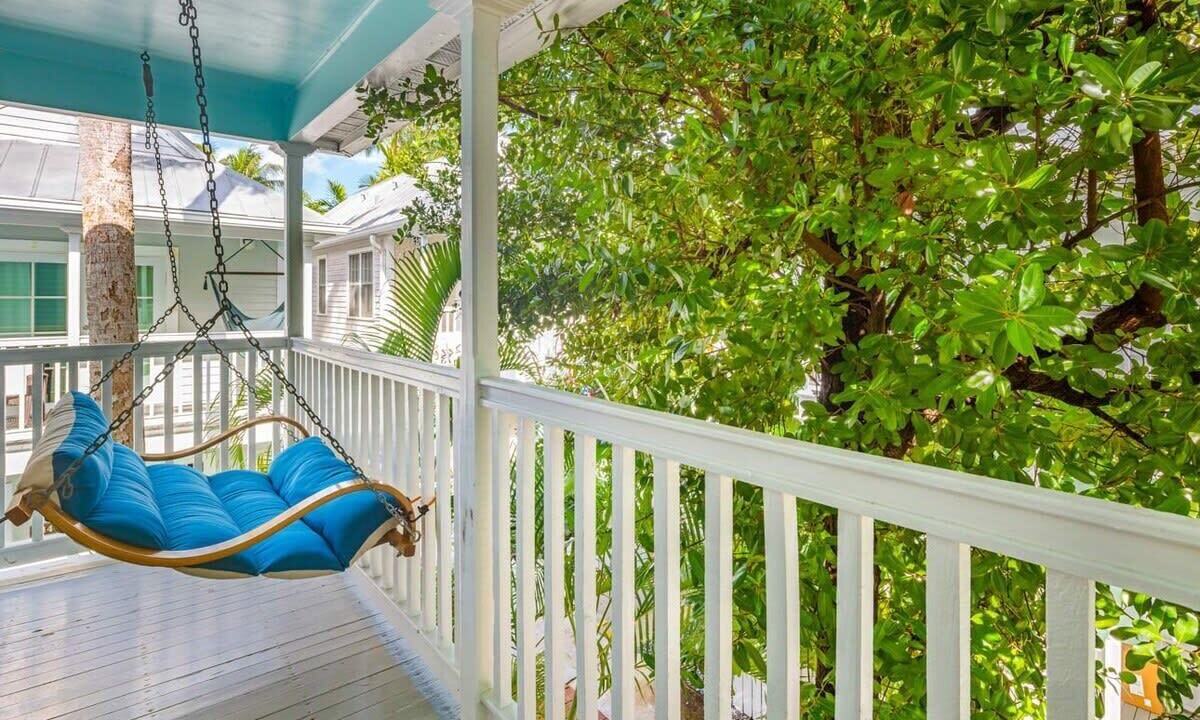 Photo of Patio Balcony in Bahama Village